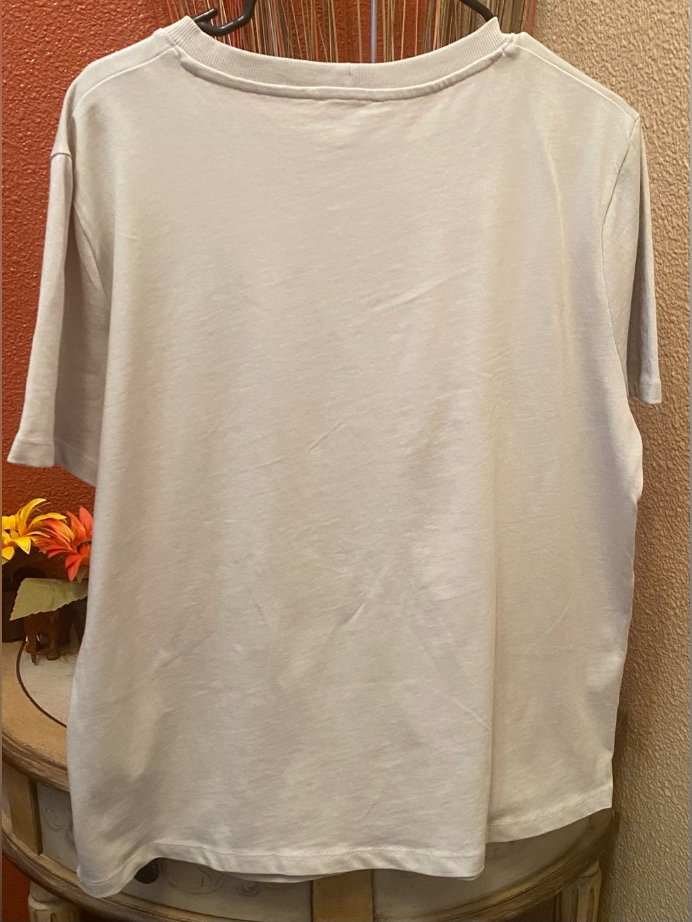 Zara - NEW - Relaxed Fit Soft T-Shirt in the "Oyster-white" shade - Picture 5 of 7